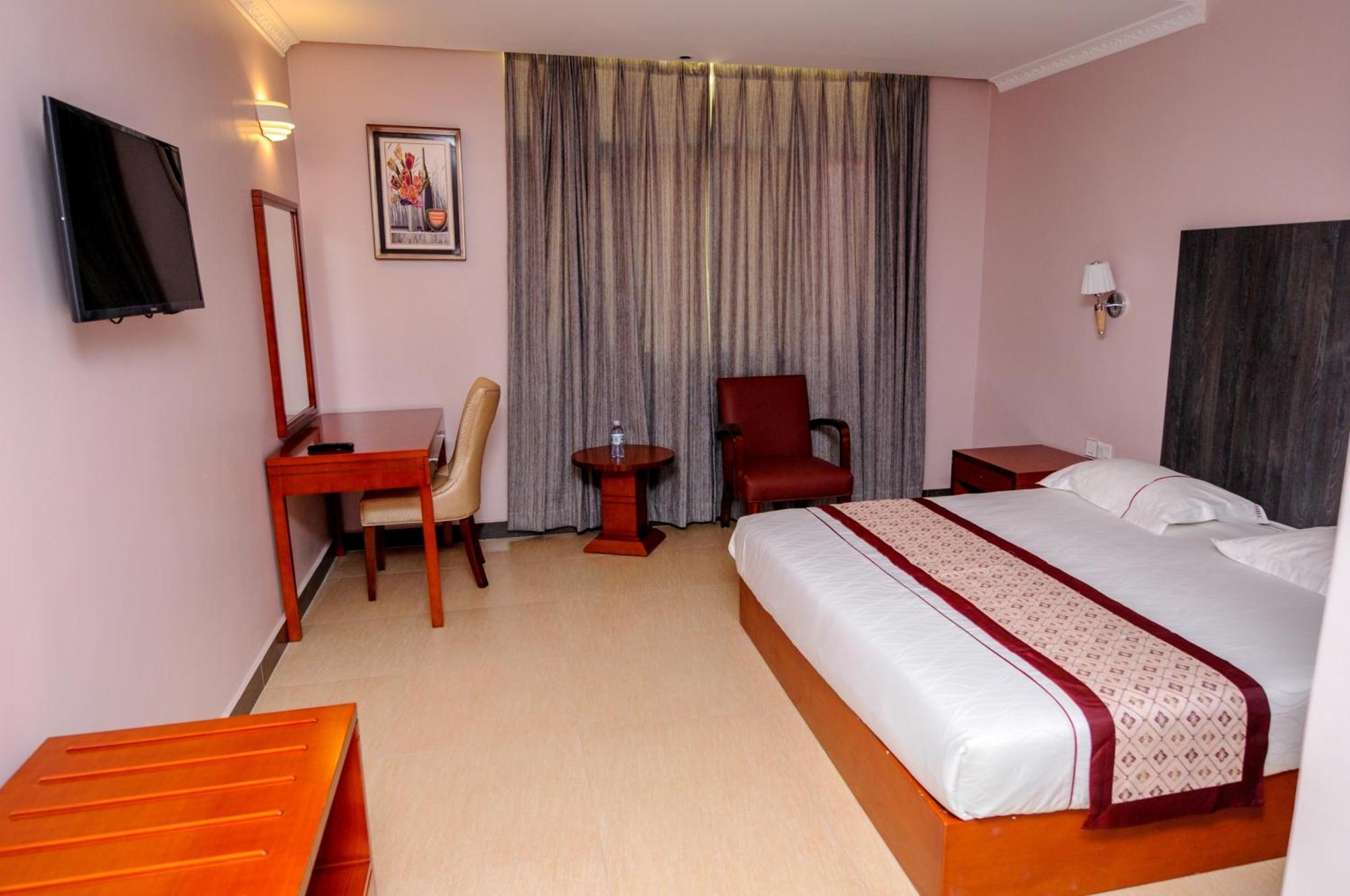Hotel Russell